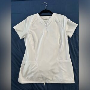 Barco one white scrub set